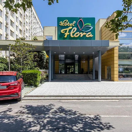 Hotel Flora 3*