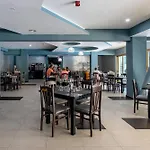 Flora Hotel 3*